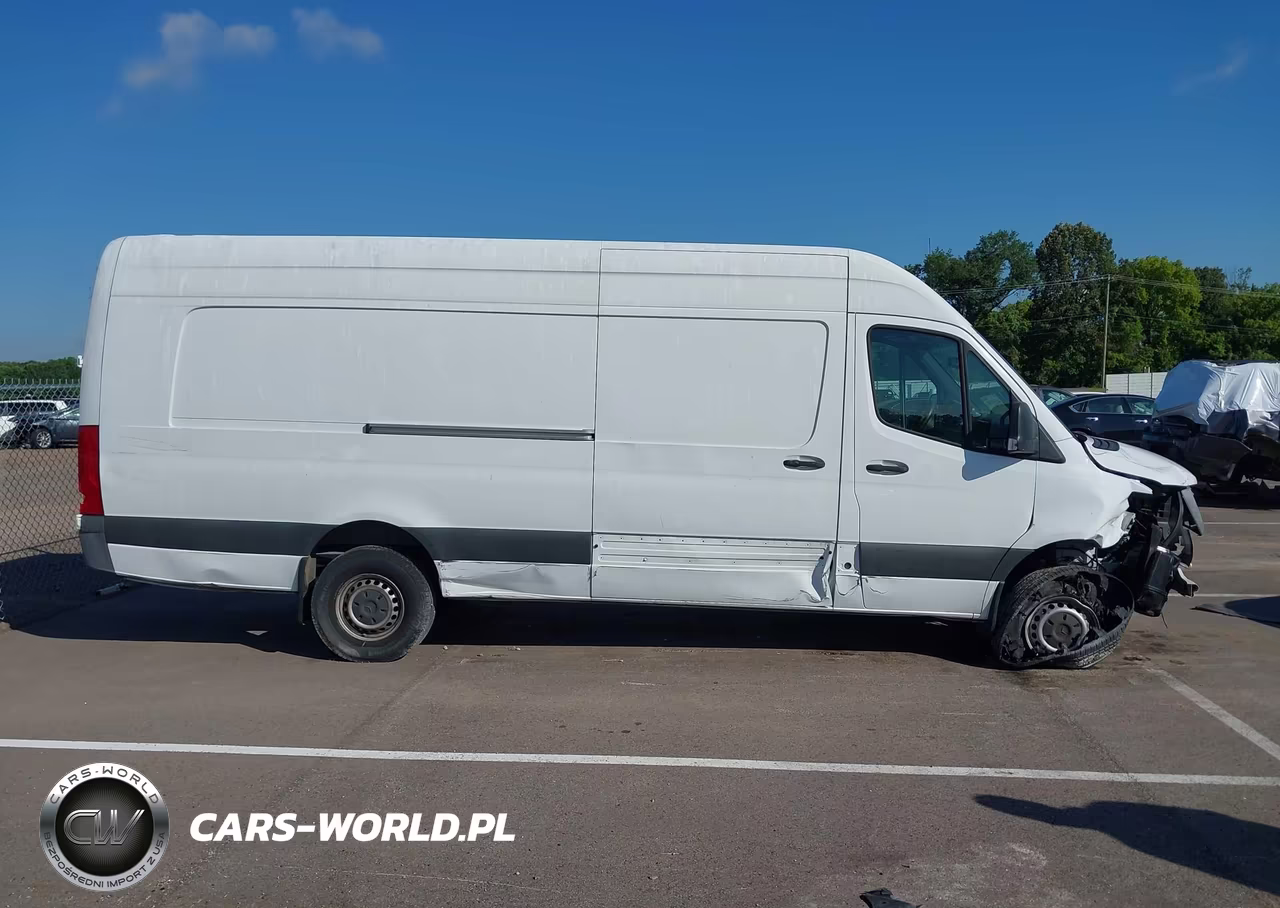 2019 Mercedes-Benz Sprinter 2500 High Roof V6 VIN:WD4FF1CD0KT010340 - 12