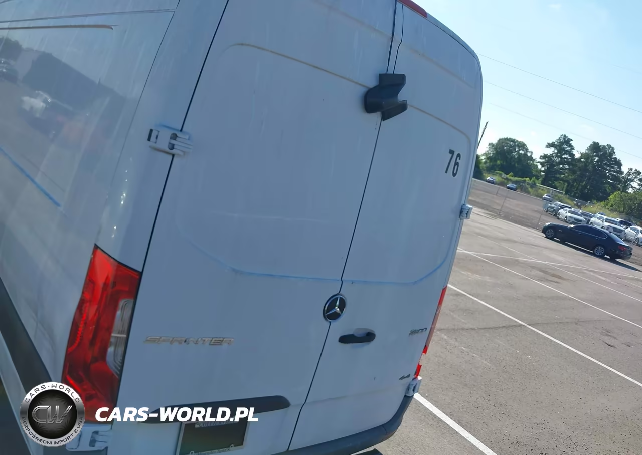 2019 Mercedes-Benz Sprinter 2500 High Roof V6 VIN:WD4FF1CD0KT010340 - 15