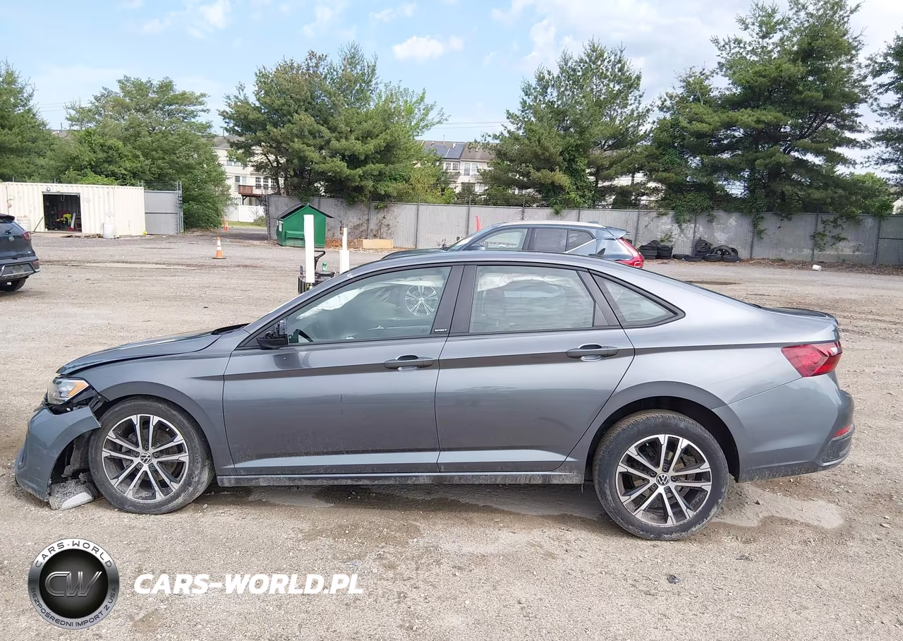2024 Volkswagen Jetta 1.5T Sport VIN:3VWBM7BU9RM042437 - 14