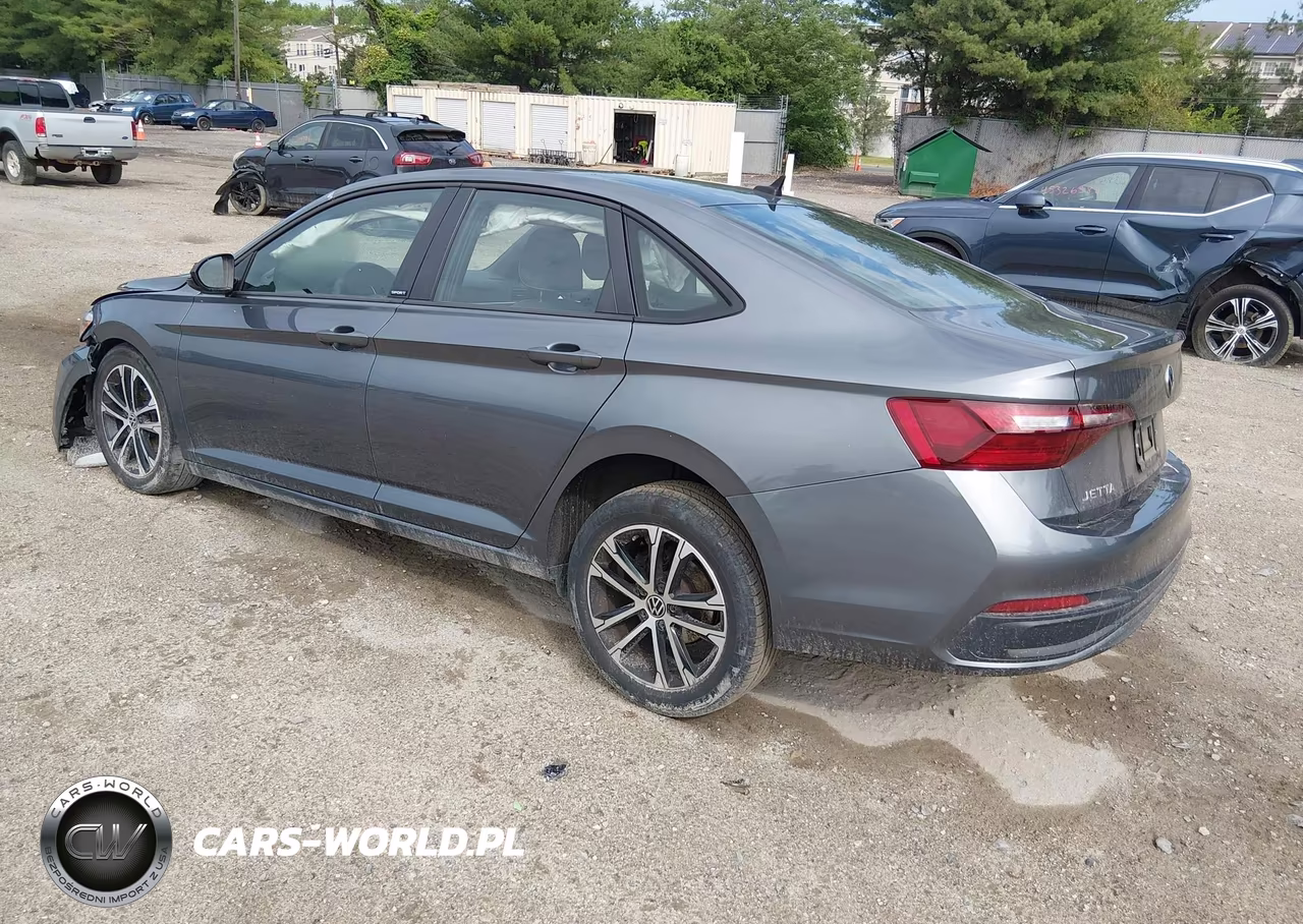 2024 Volkswagen Jetta 1.5T Sport VIN:3VWBM7BU9RM042437 - 3