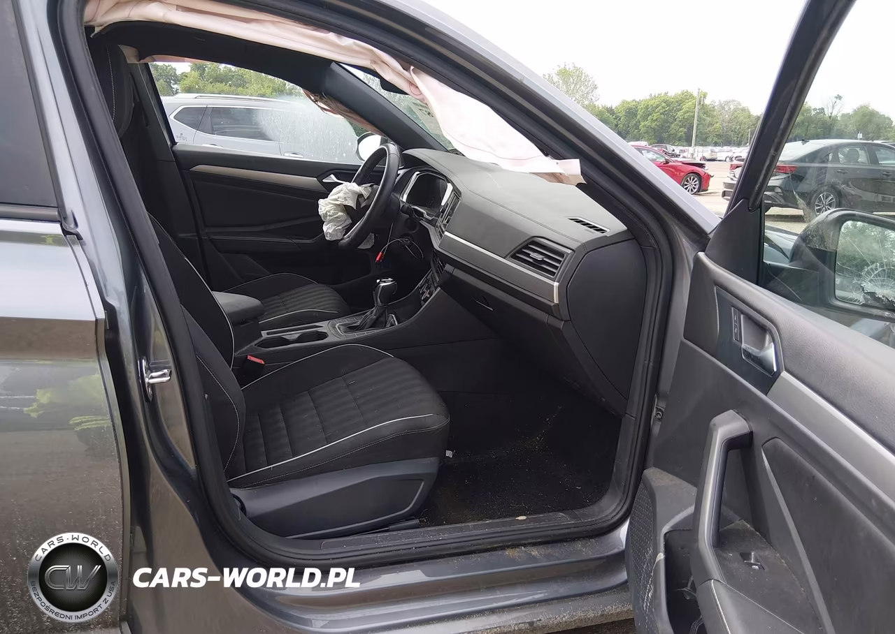 2024 Volkswagen Jetta 1.5T Sport VIN:3VWBM7BU9RM042437 - 5