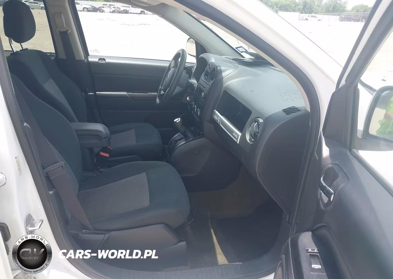 2015 Jeep Compass Sport VIN:1C4NJCBA4FD273342 - 5