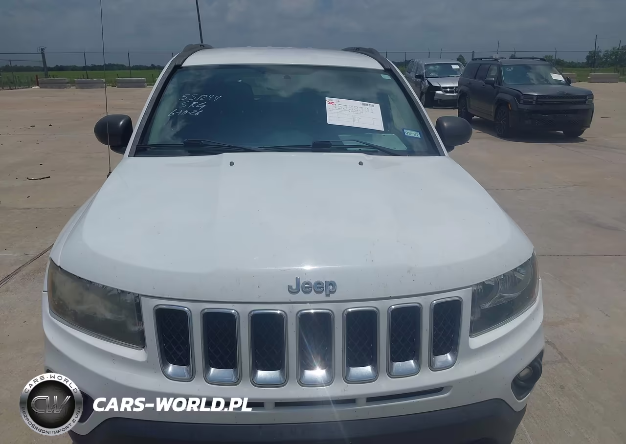 2015 Jeep Compass Sport VIN:1C4NJCBA4FD273342 - 6