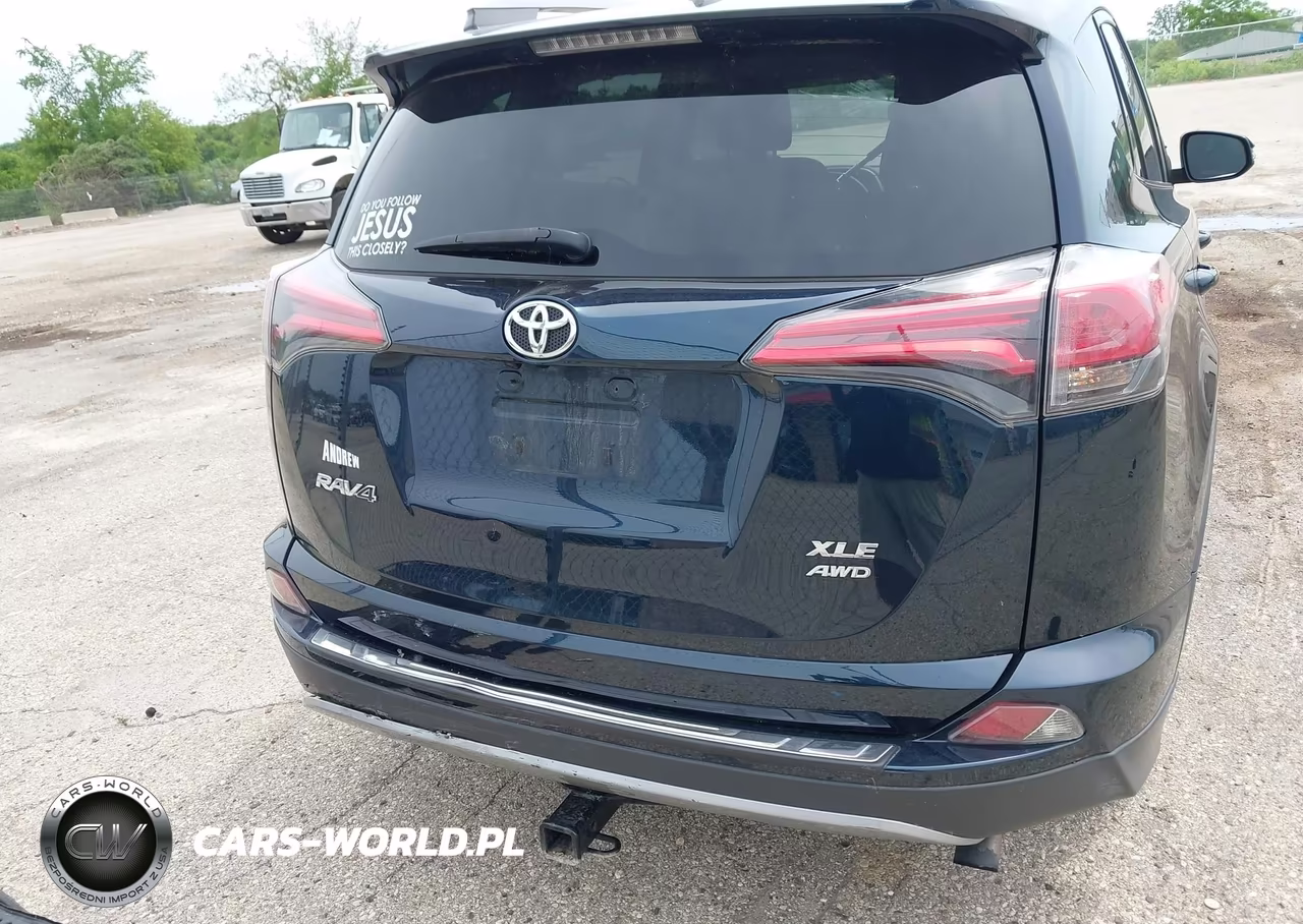 2017 Toyota Rav4 Xle VIN:2T3RFREV8HW680929 - 16