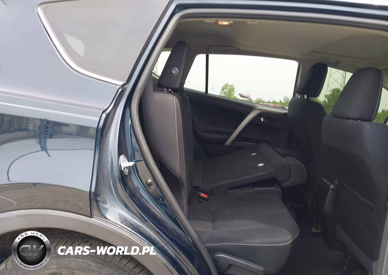 2017 Toyota Rav4 Xle VIN:2T3RFREV8HW680929 - 8