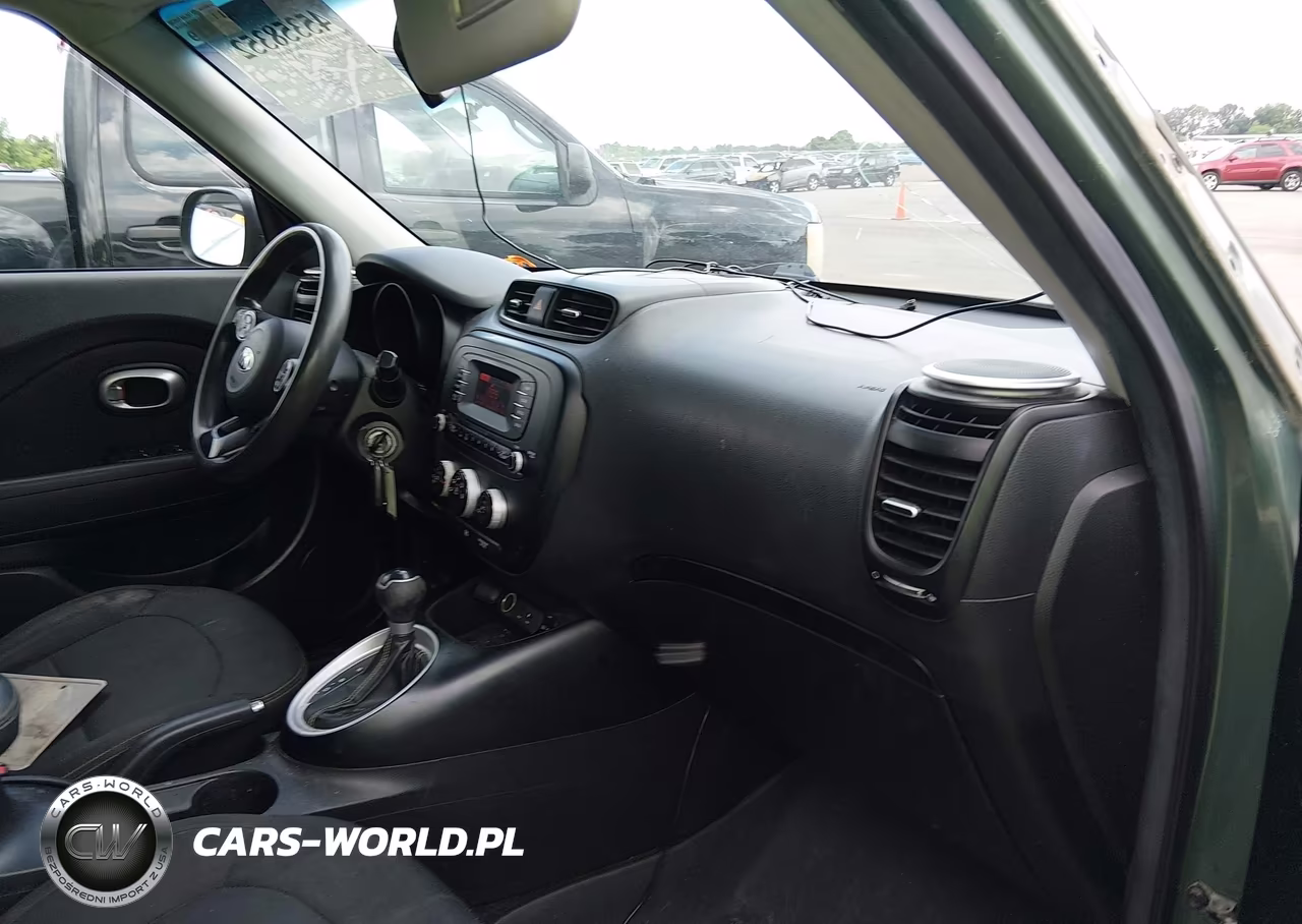 2014 Kia Soul + VIN:KNDJP3A53E7057285 - 5