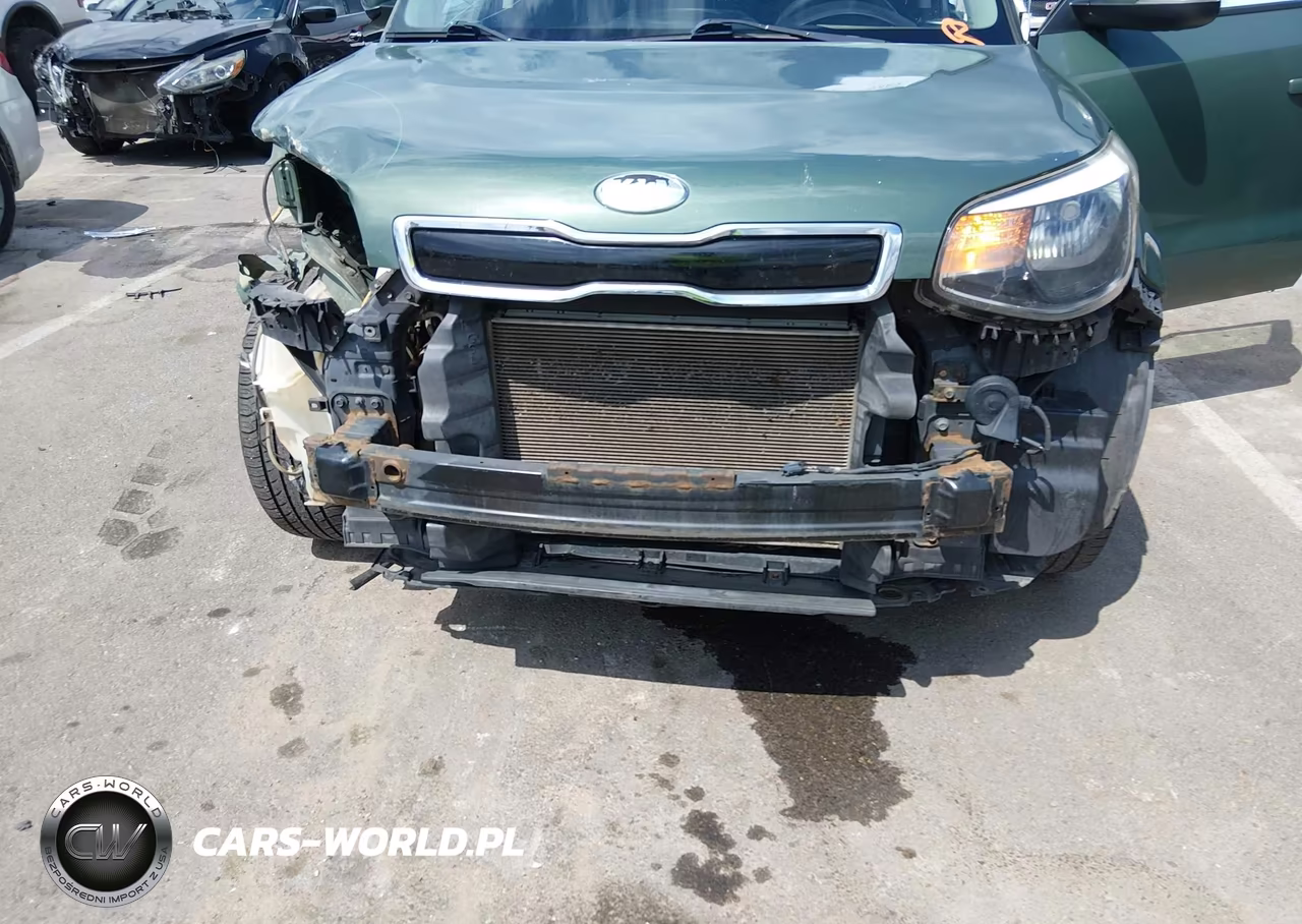 2014 Kia Soul + VIN:KNDJP3A53E7057285 - 6
