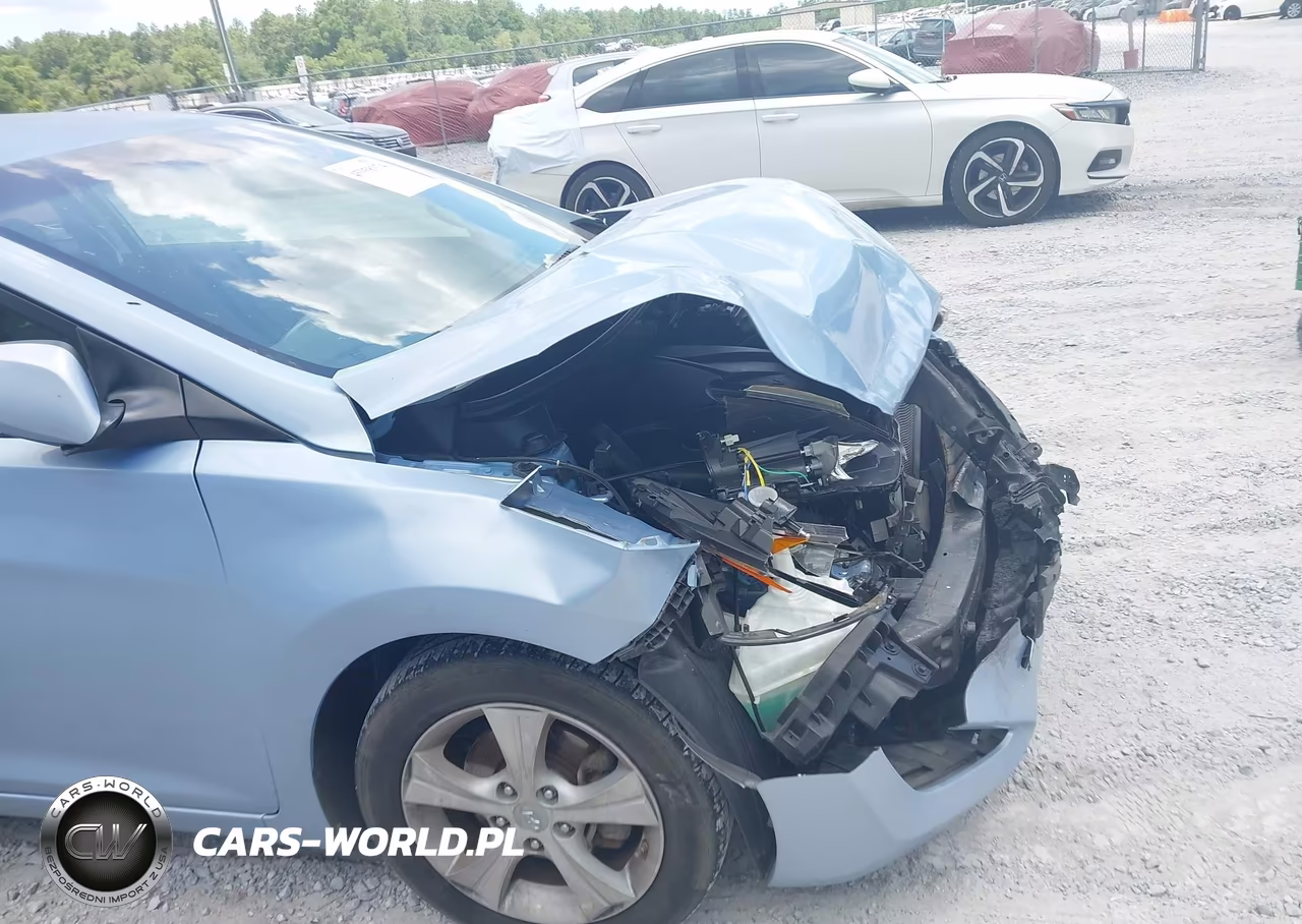 2013 Hyundai Elantra Gs VIN:KMHDH6AE0DU002297 - 18