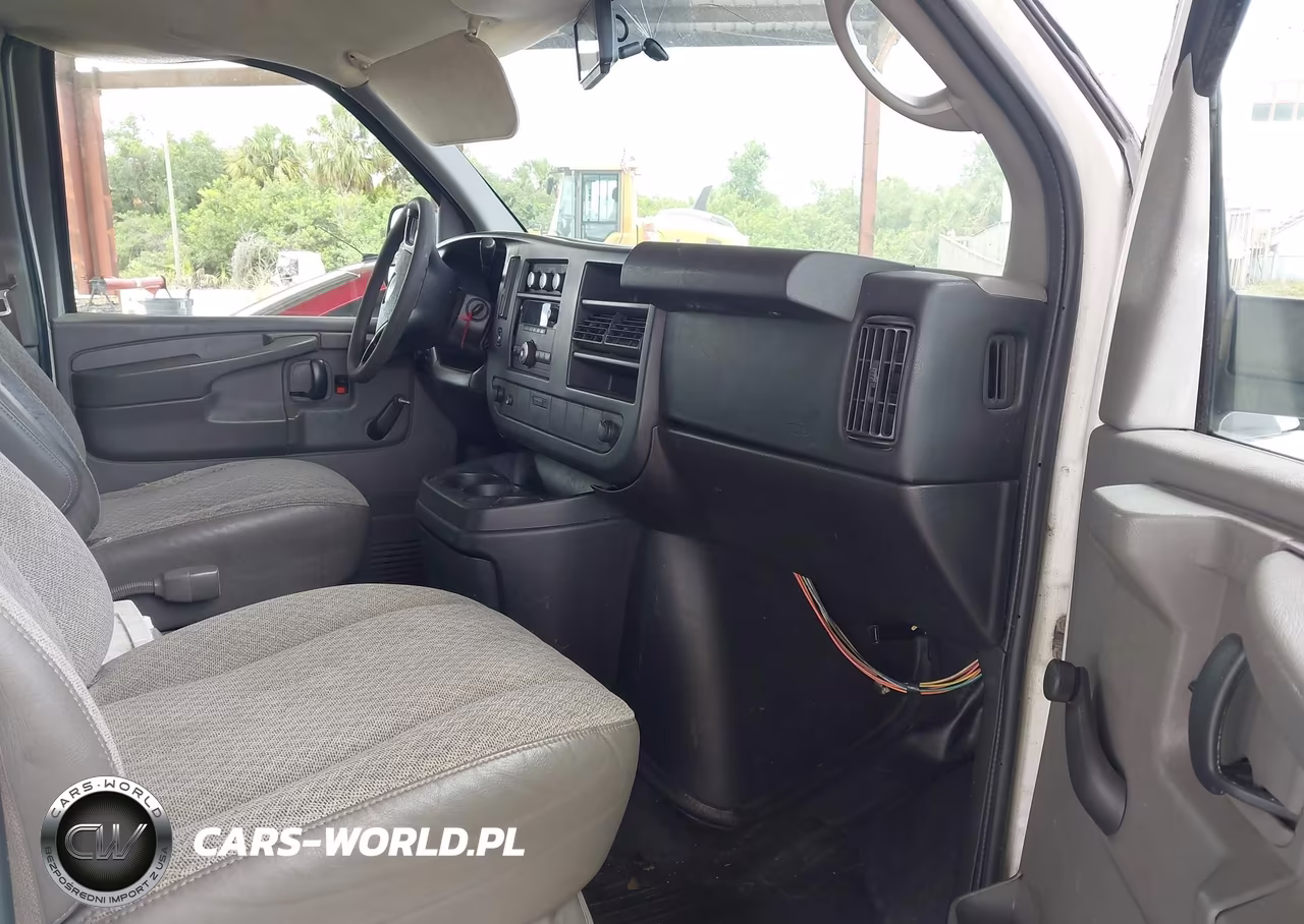 2012 Chevrolet Express 1500 Work Van VIN:1GCSGAFX2C1103241 - 5