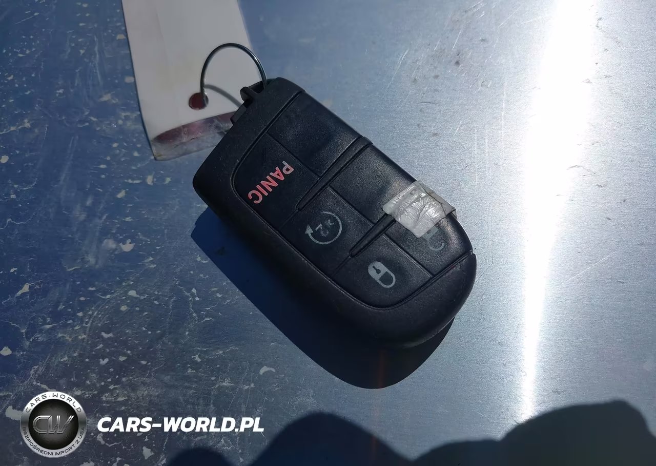 2018 Jeep Renegade Latitude 4X4 VIN:ZACCJBBBXJPH19675 - 11