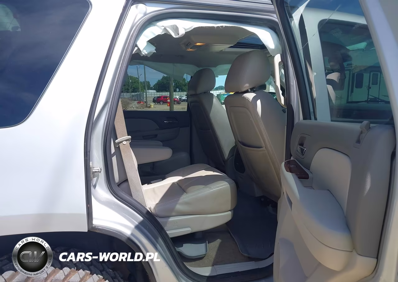 2012 Chevrolet Tahoe Lt VIN:1GNSCBE08CR323398 - 8