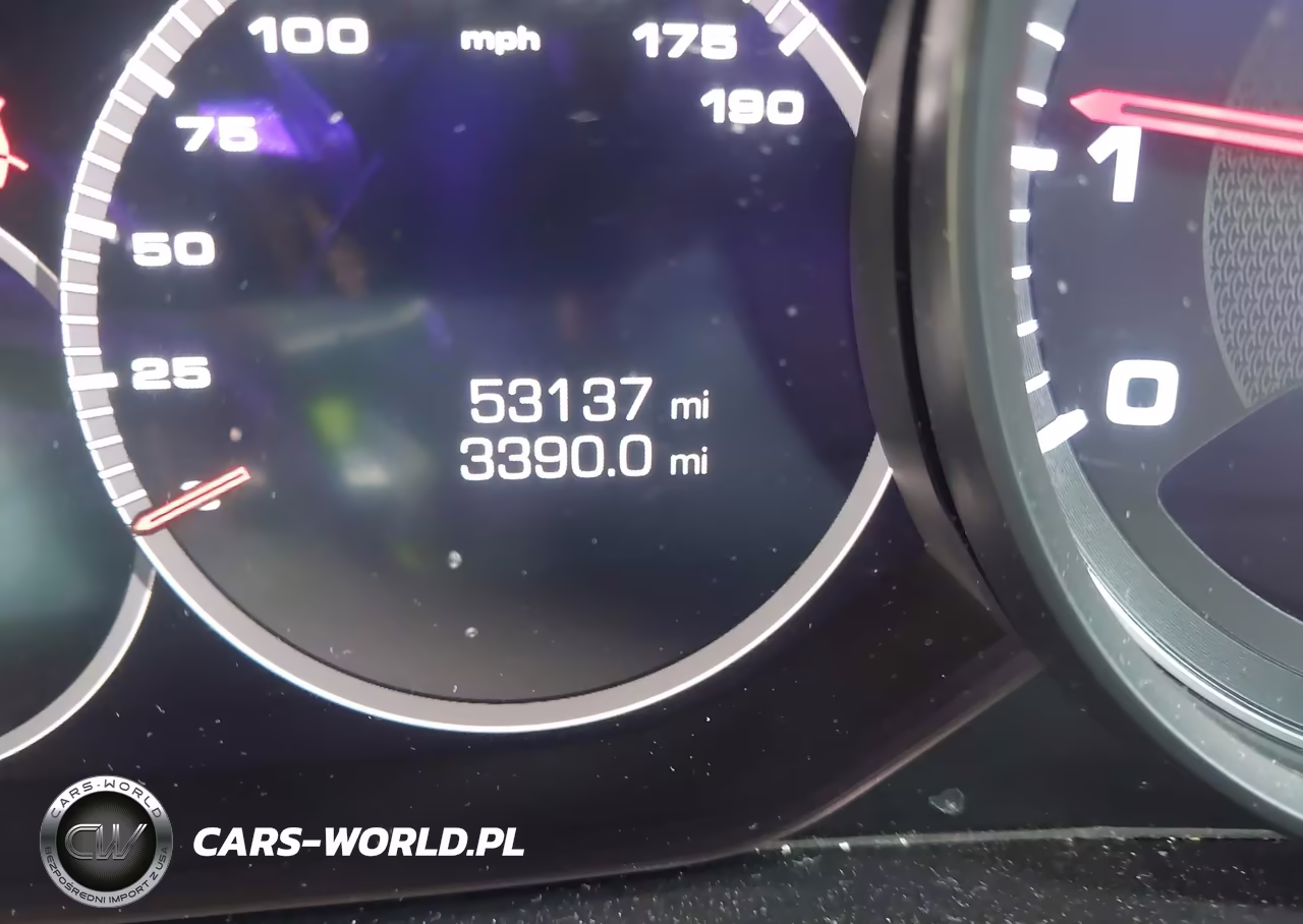 2020 Porsche Cayenne S VIN:WP1AB2AY2LDA28473 - 16