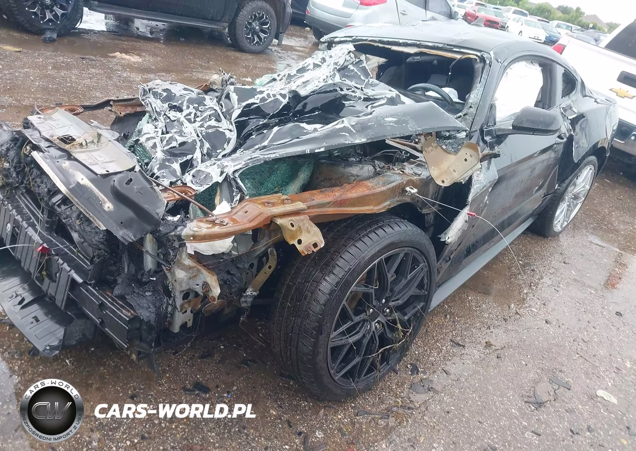 2020 Ford Mustang Ecoboost Fastback VIN:1FA6P8TH4L5169828 - 2