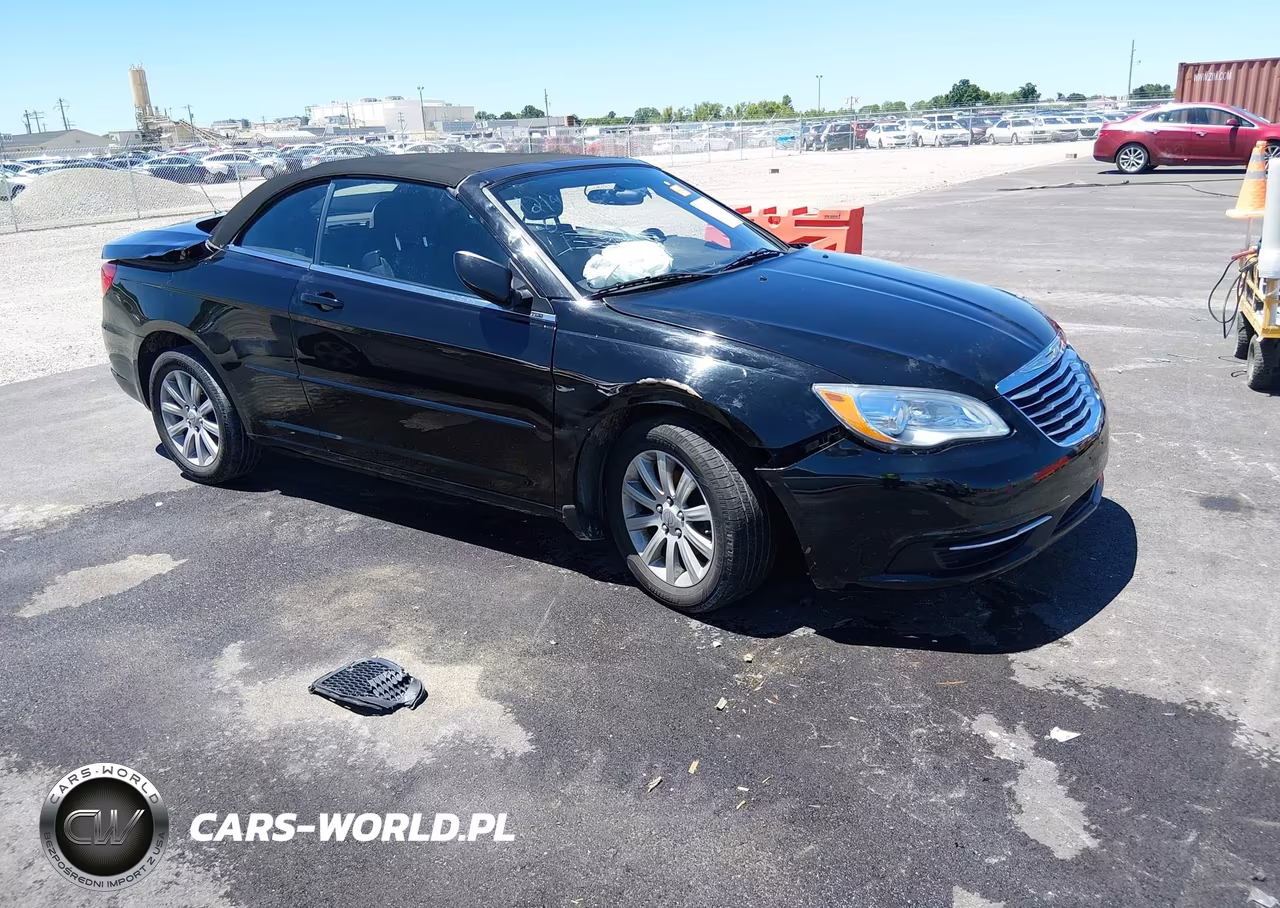 2014 Chrysler 200 Touring – zdjęcie 1 z 16