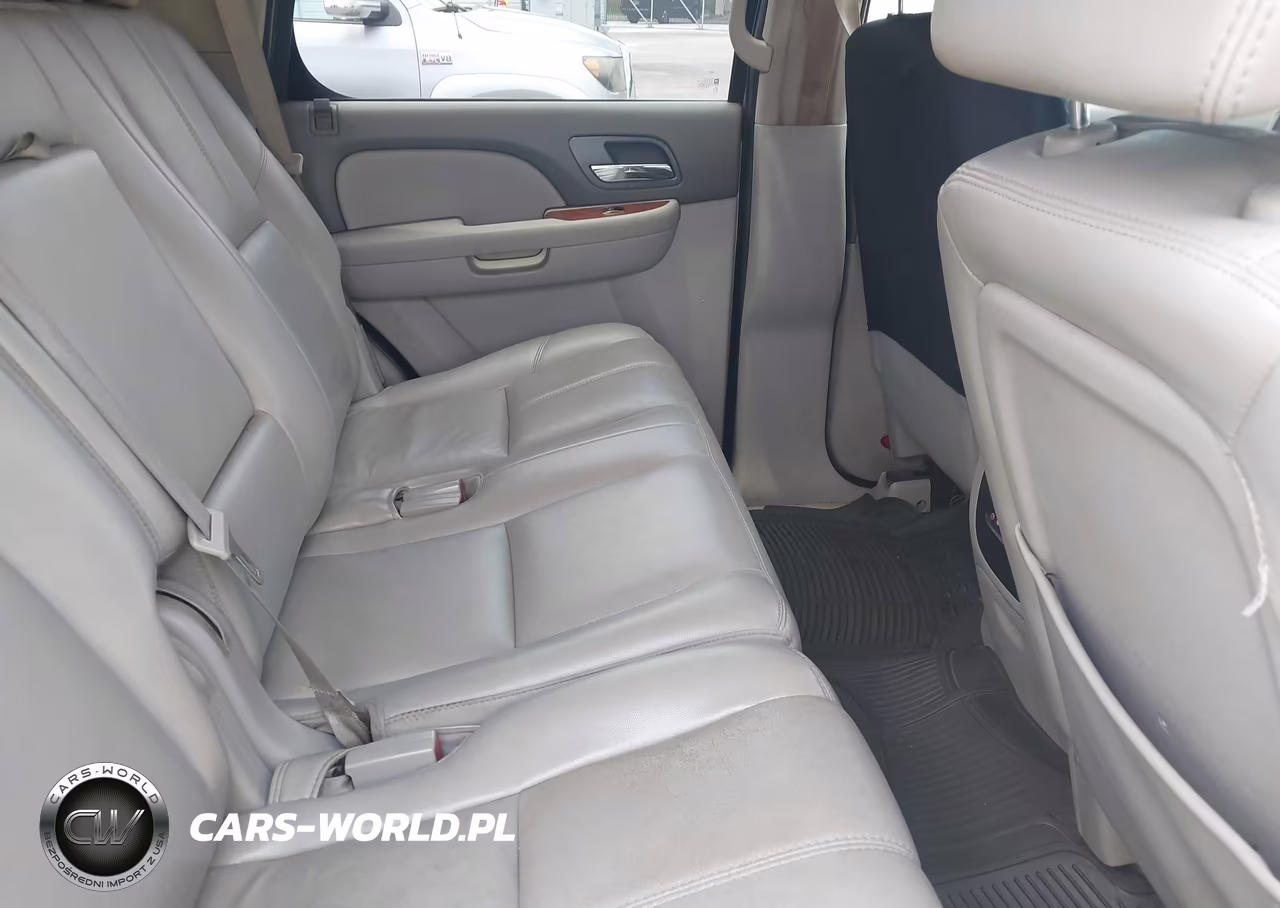2007 Chevrolet Tahoe Lt VIN:1GNFC13077R376159 - 8