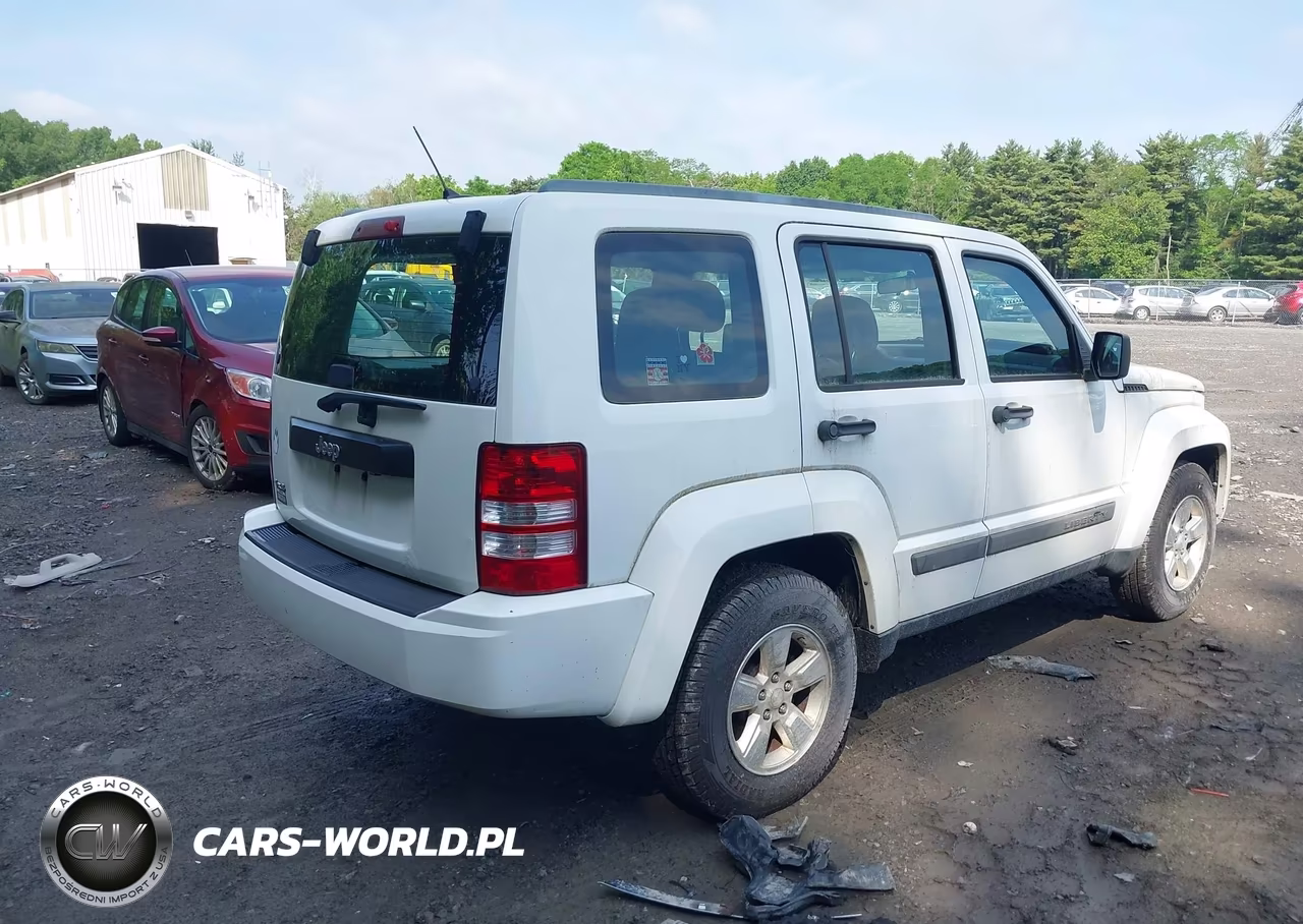 2011 Jeep Liberty Sport VIN:1J4PN2GK7BW588508 - 4