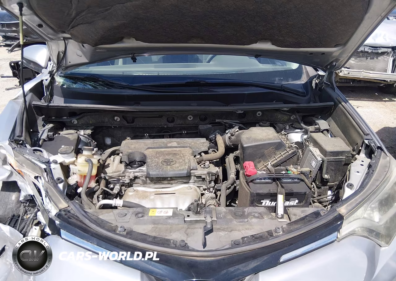 2018 Toyota Rav4 Xle VIN:JTMWFREV0JJ160327 - 10