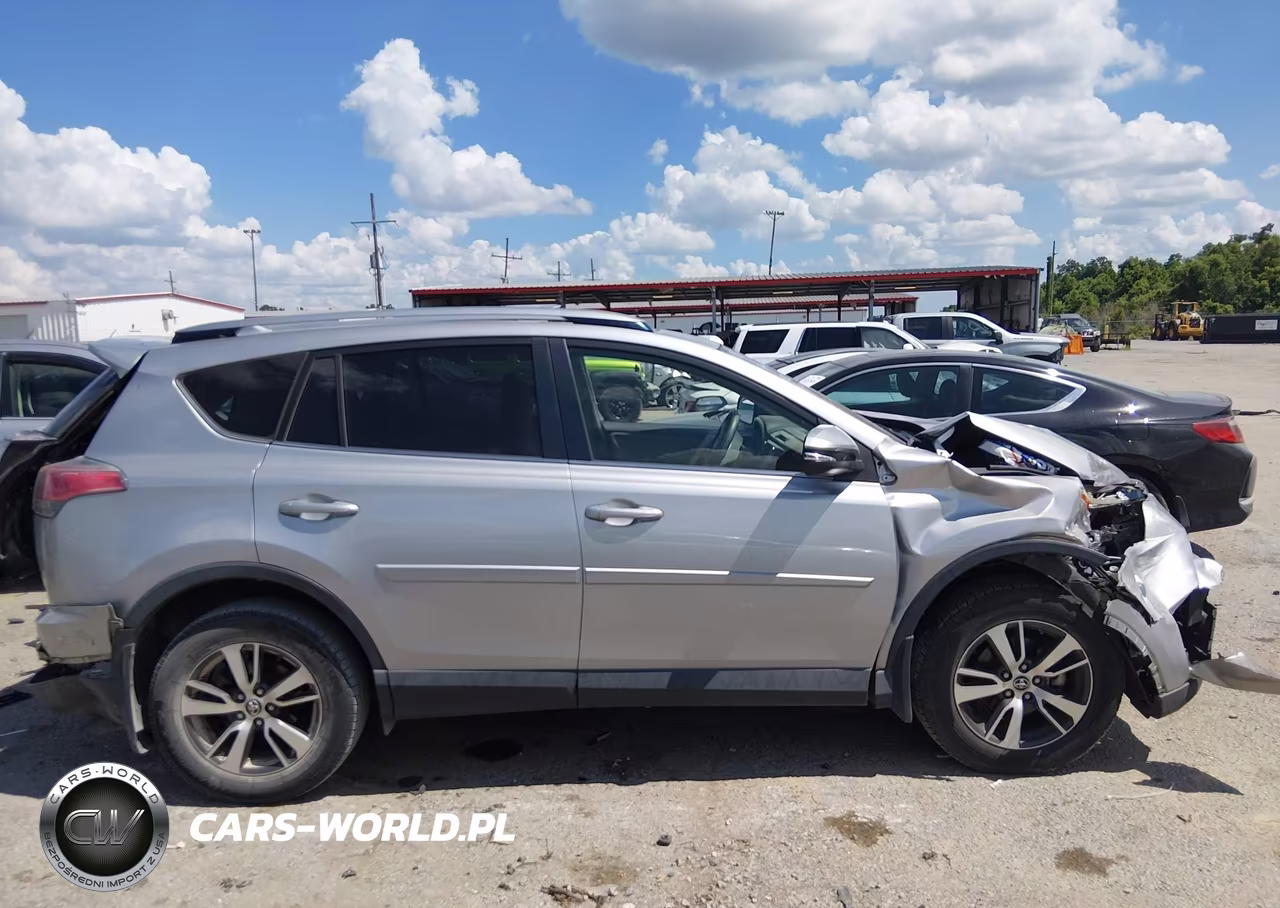 2018 Toyota Rav4 Xle VIN:JTMWFREV0JJ160327 - 13
