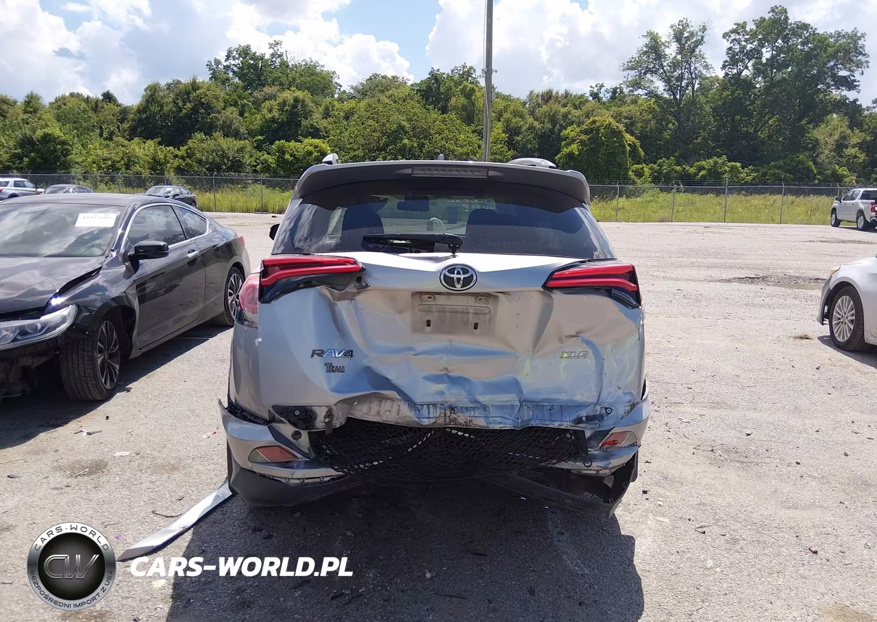 2018 Toyota Rav4 Xle VIN:JTMWFREV0JJ160327 - 16