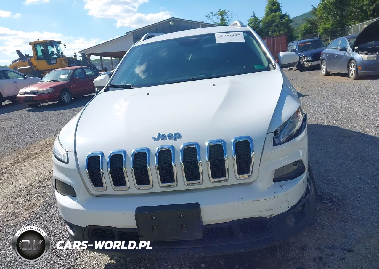 2015 Jeep Cherokee Latitude VIN:1C4PJMCB8FW739297 - 13