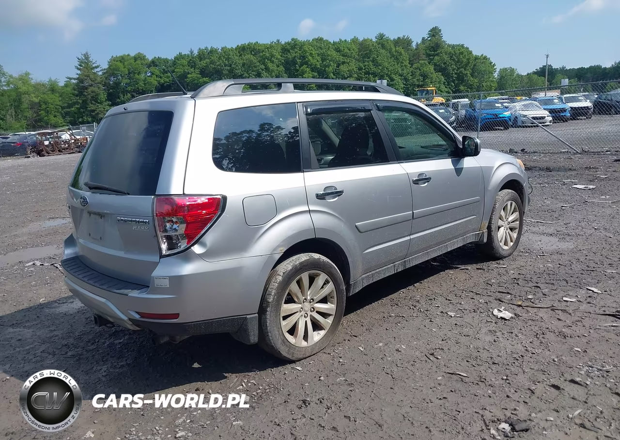 2012 Subaru Forester 2.5X Premium VIN:JF2SHADC8CH447498 - 4