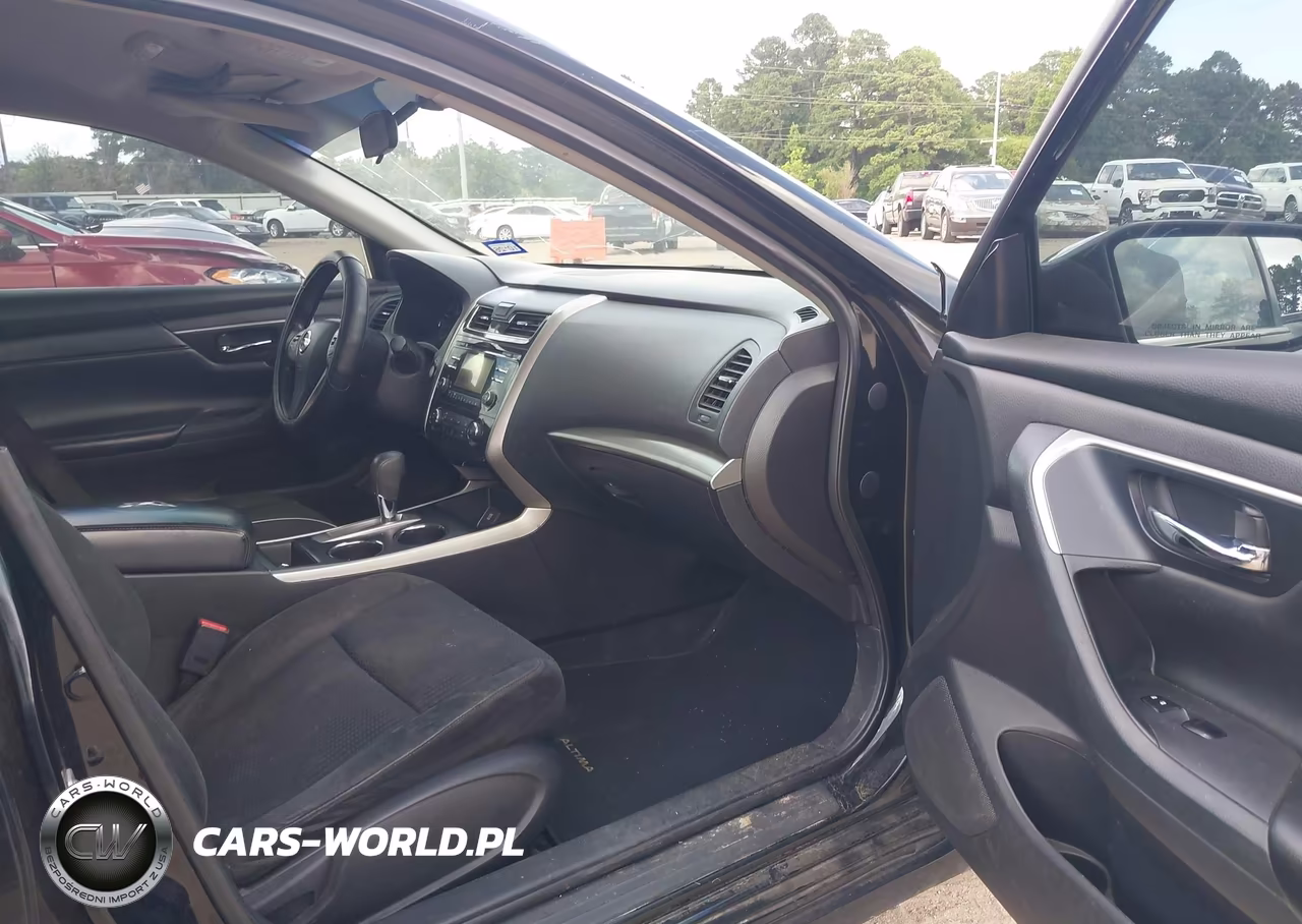 2015 Nissan Altima 2.5 S VIN:1N4AL3AP0FN391807 - 5
