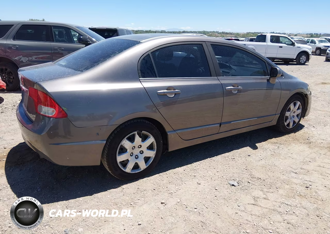 2010 Honda Civic Lx VIN:19XFA1F58AE007965 - 4