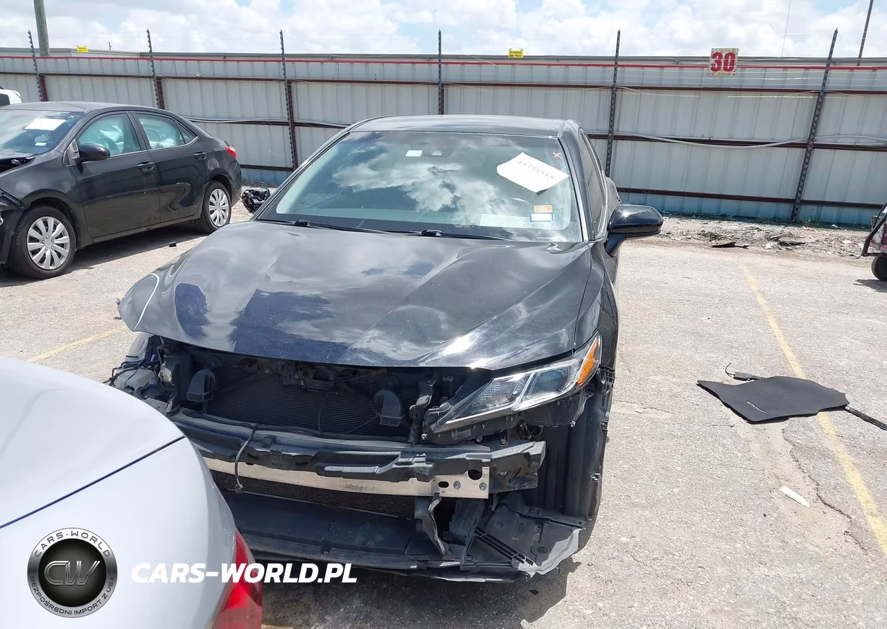 2018 Toyota Camry Se VIN:4T1B11HK4JU598987 - 12