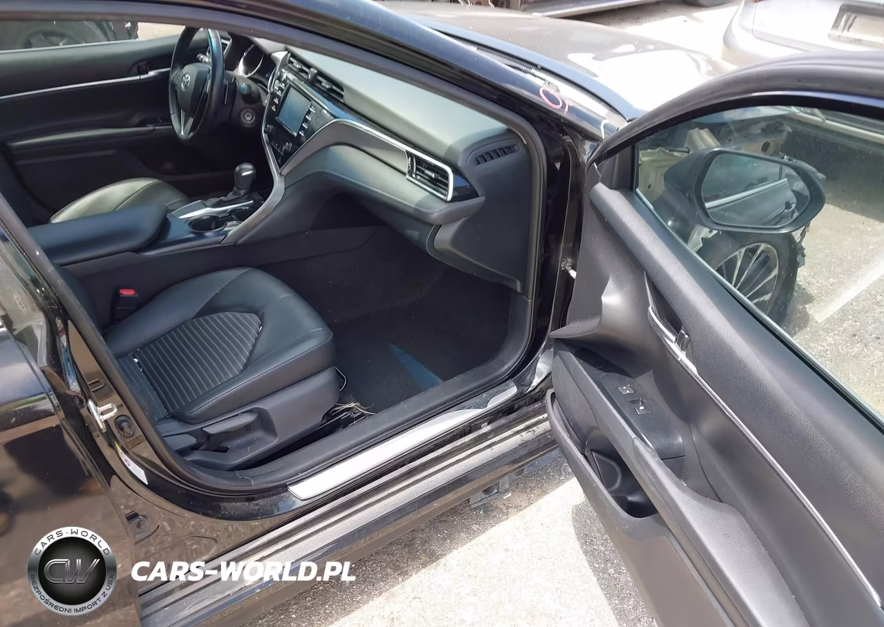 2018 Toyota Camry Se VIN:4T1B11HK4JU598987 - 5