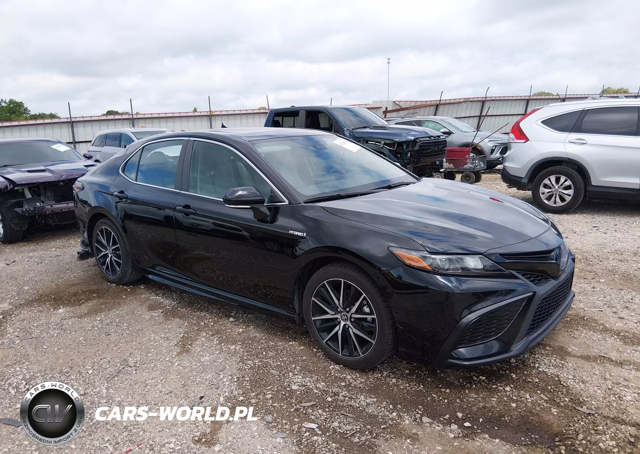 2021 Toyota Camry Se Hybrid – zdjęcie 1 z 17