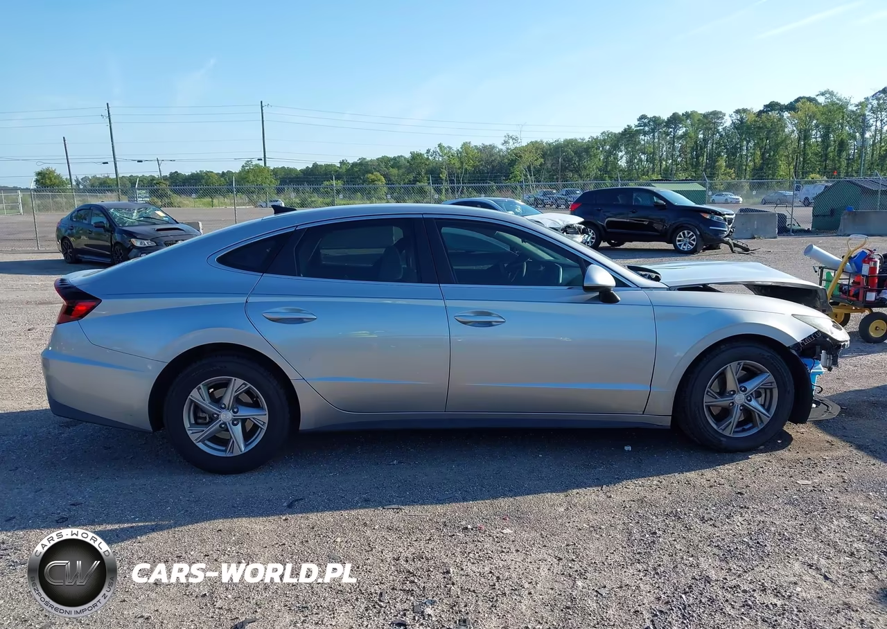 2020 Hyundai Sonata Se VIN:5NPEG4JA3LH061589 - 13
