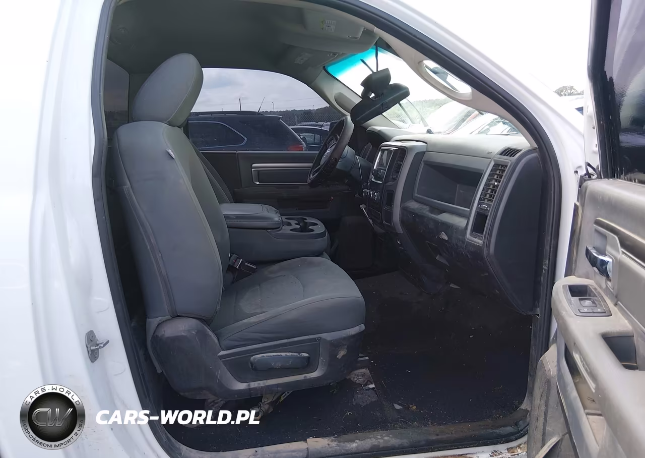 2016 Ram 1500 Tradesman VIN:3C6JR7AT9GG374132 - 5