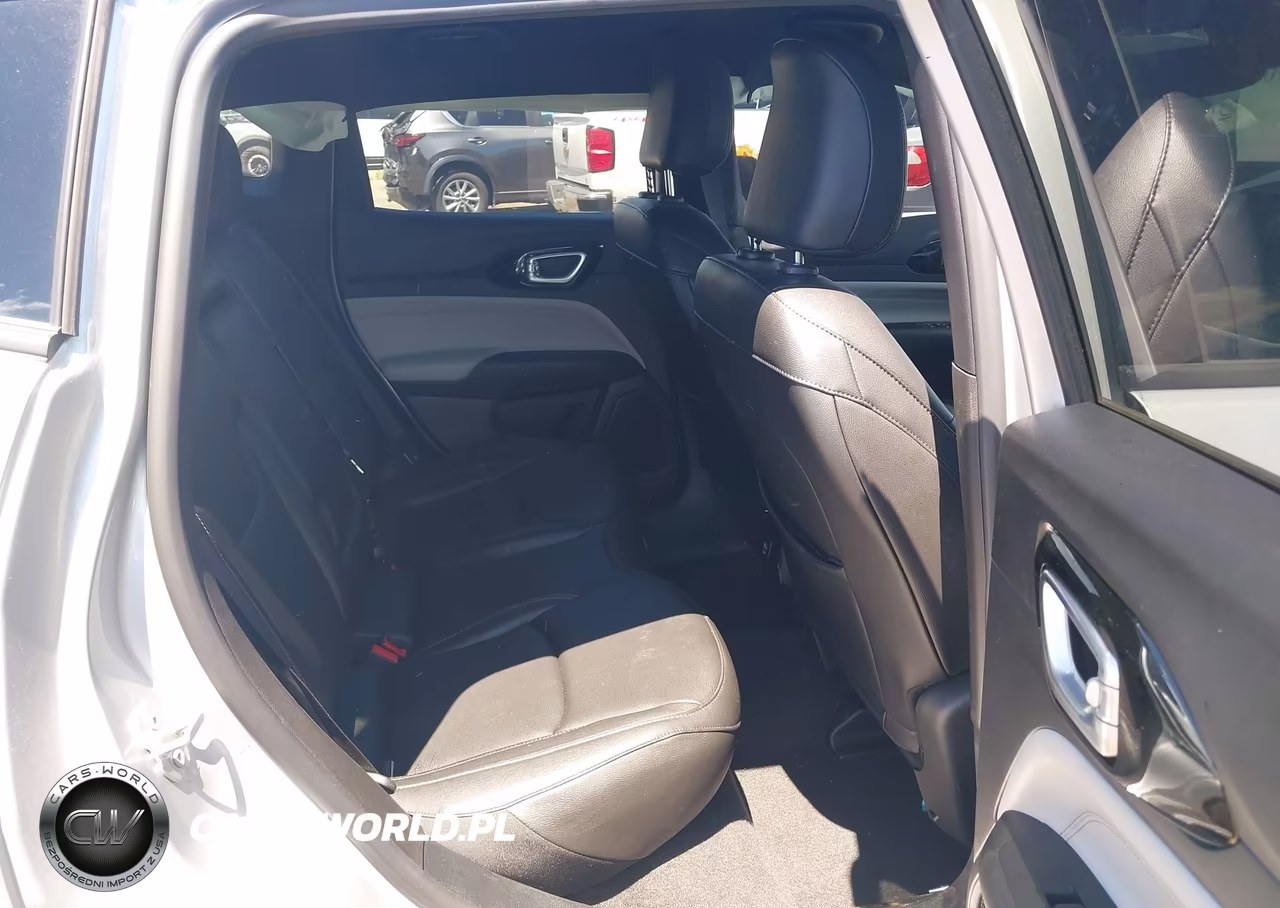 2024 Jeep Compass Limited 4X4 VIN:3C4NJDCN0RT157335 - 8