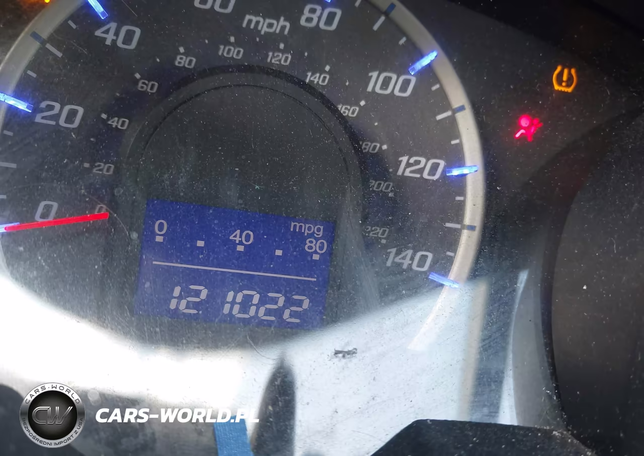 2013 Honda Fit Sport VIN:JHMGE8H5XDC054648 - 15