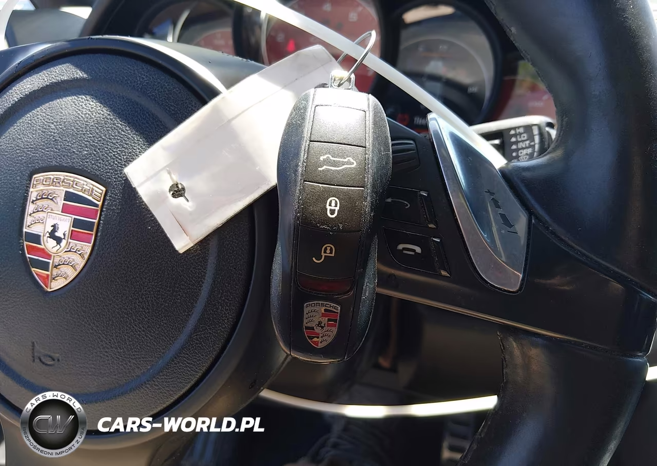 2013 Porsche Cayenne Gts VIN:WP1AD2A23DLA71247 - 11