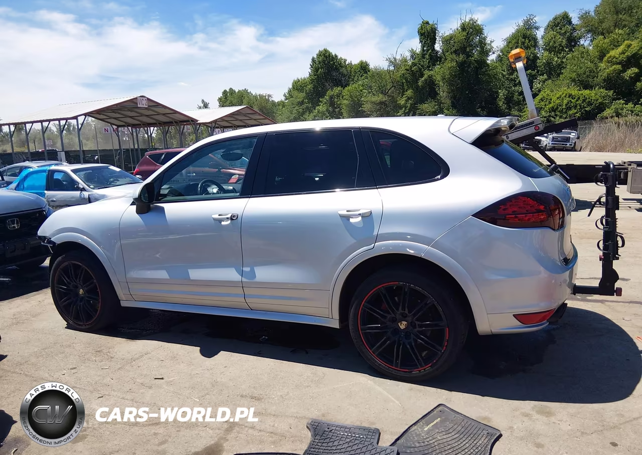2013 Porsche Cayenne Gts VIN:WP1AD2A23DLA71247 - 15