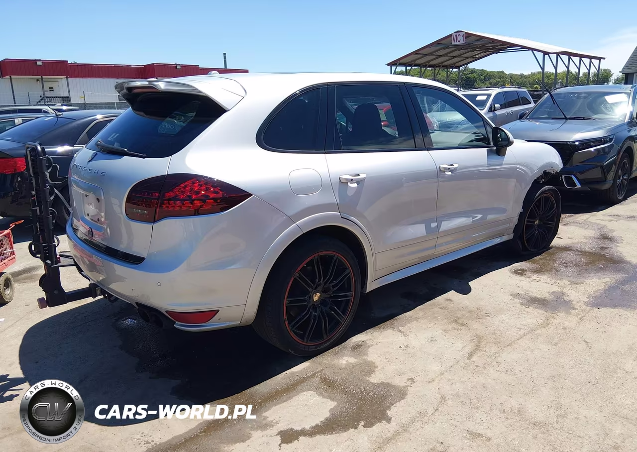 2013 Porsche Cayenne Gts VIN:WP1AD2A23DLA71247 - 4