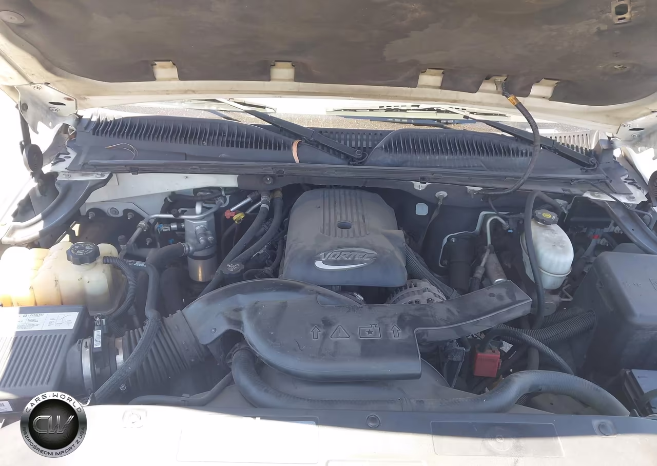 2004 Chevrolet Tahoe Ls VIN:1GNEC13V54J316589 - 10