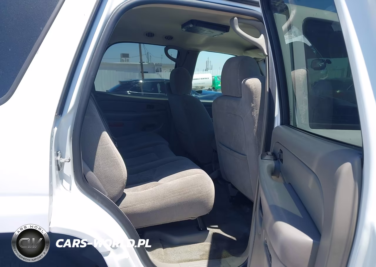 2004 Chevrolet Tahoe Ls VIN:1GNEC13V54J316589 - 8