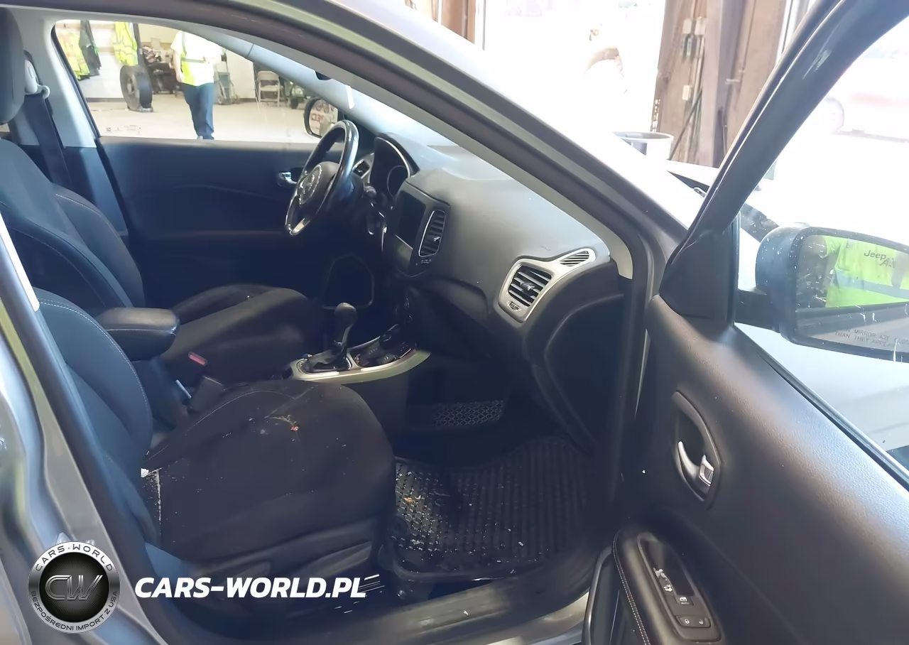 2020 Jeep Compass Sport 4X4 VIN:3C4NJDABXLT149548 - 5