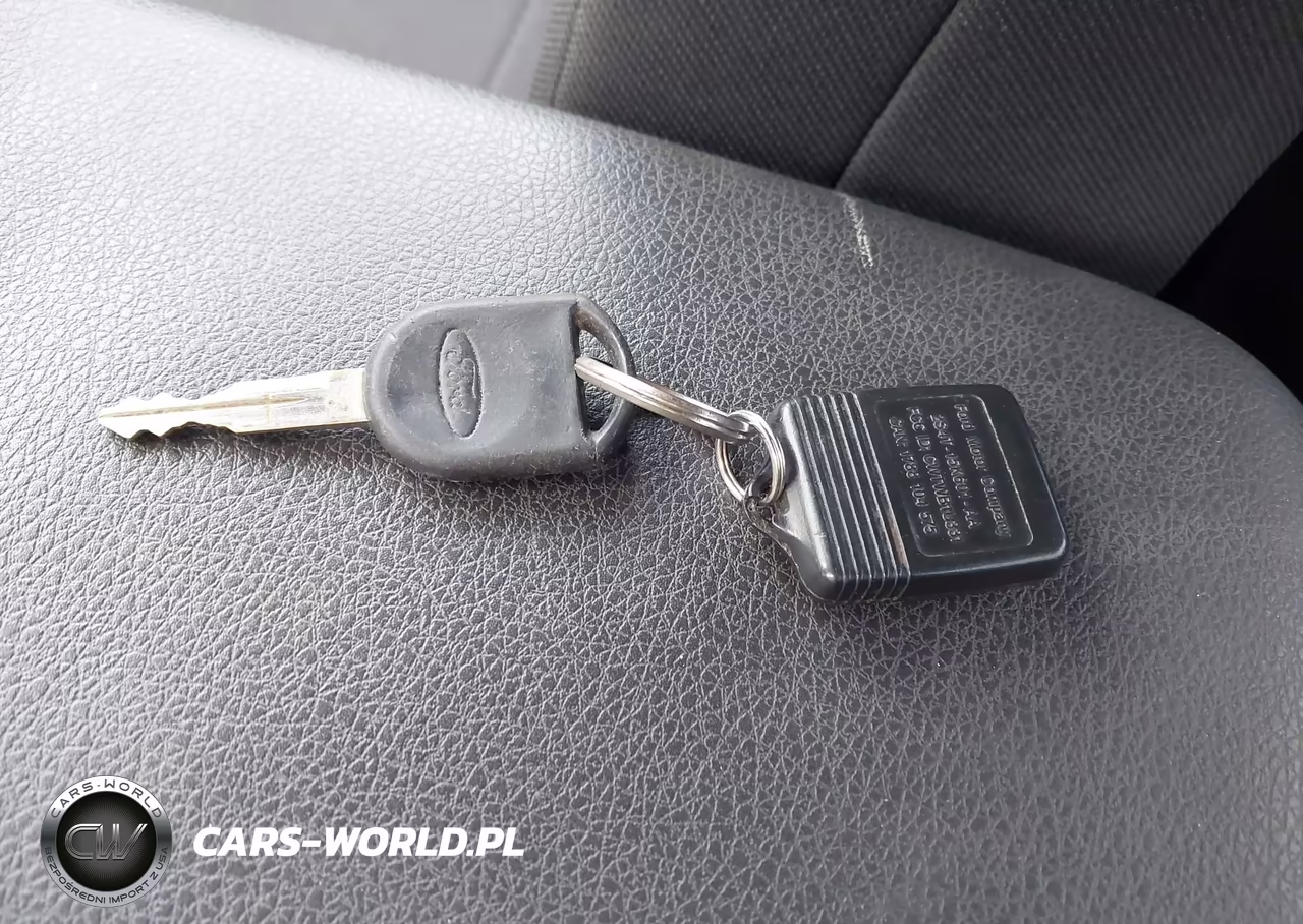 2005 Ford Mustang V6 Deluxe-V6 Premium VIN:1ZVFT80N755175249 - 11