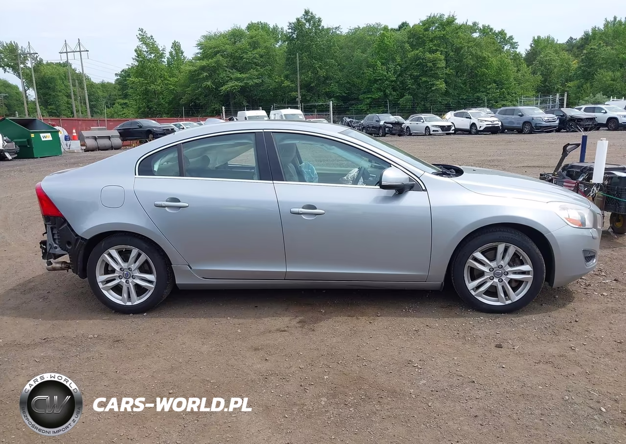 2013 Volvo S60 T5-T5 Platinum-T5 Premier-T5 Premier Plus VIN:YV1612FS2D2187175 - 13