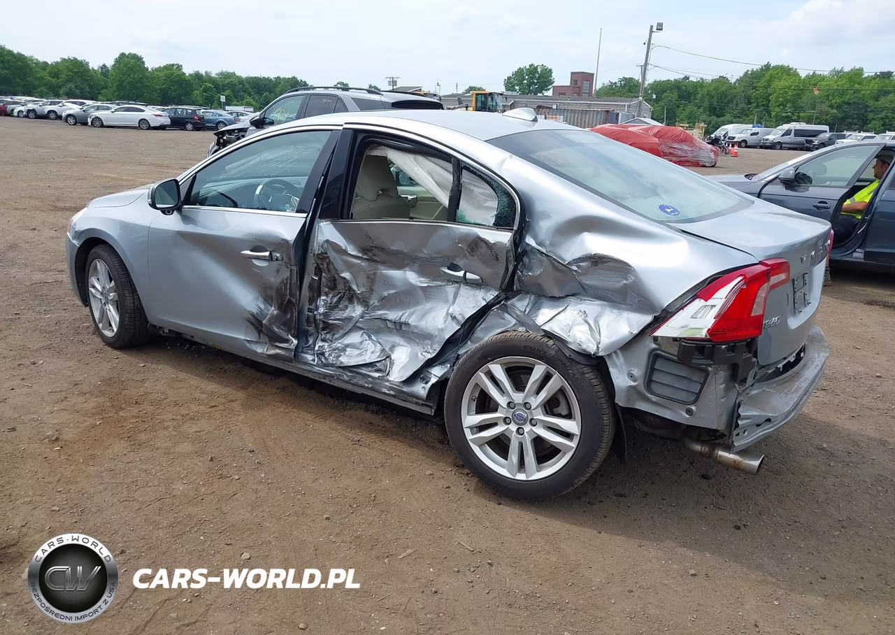 2013 Volvo S60 T5-T5 Platinum-T5 Premier-T5 Premier Plus VIN:YV1612FS2D2187175 - 3