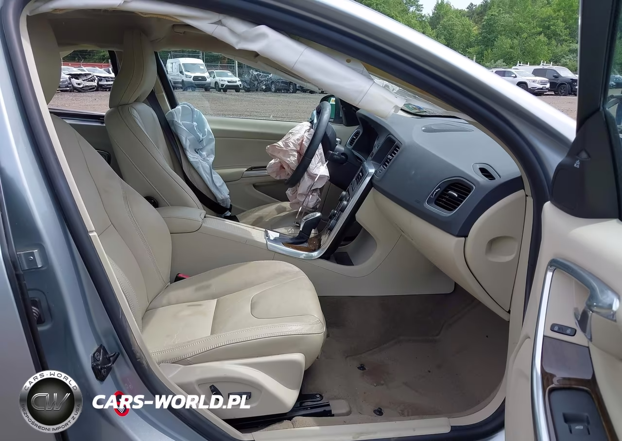 2013 Volvo S60 T5-T5 Platinum-T5 Premier-T5 Premier Plus VIN:YV1612FS2D2187175 - 5