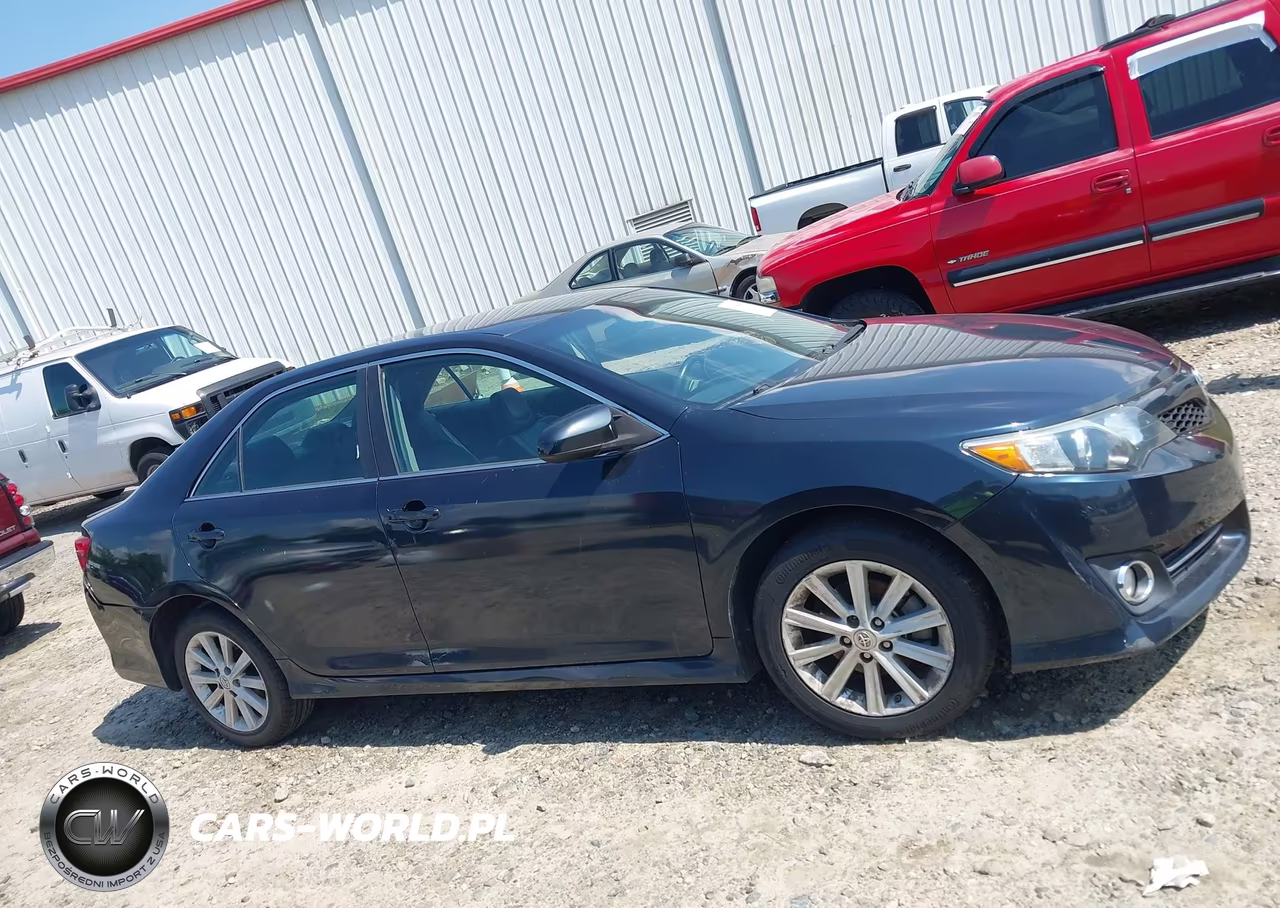 2014 Toyota Camry Se VIN:4T1BF1FK5EU808328 - 13