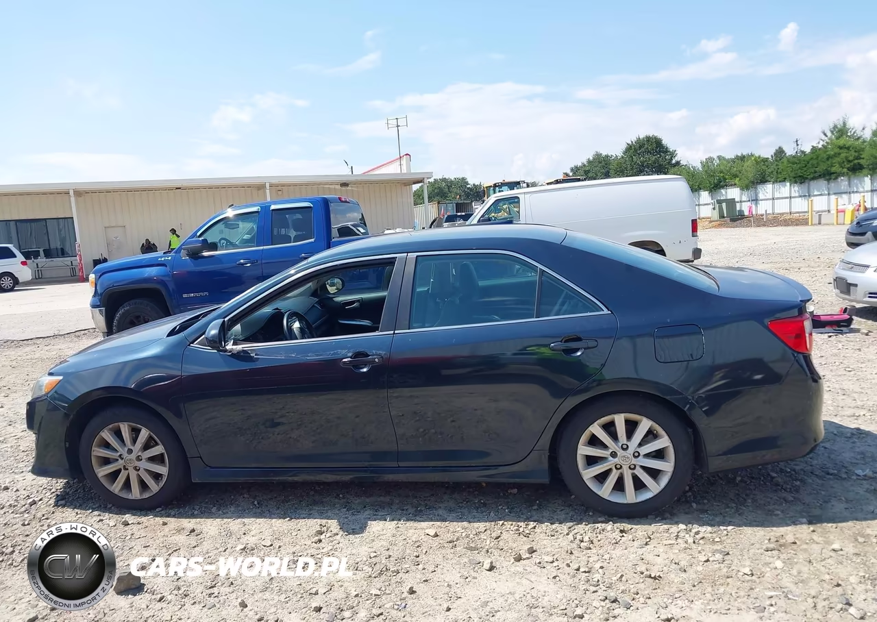 2014 Toyota Camry Se VIN:4T1BF1FK5EU808328 - 14