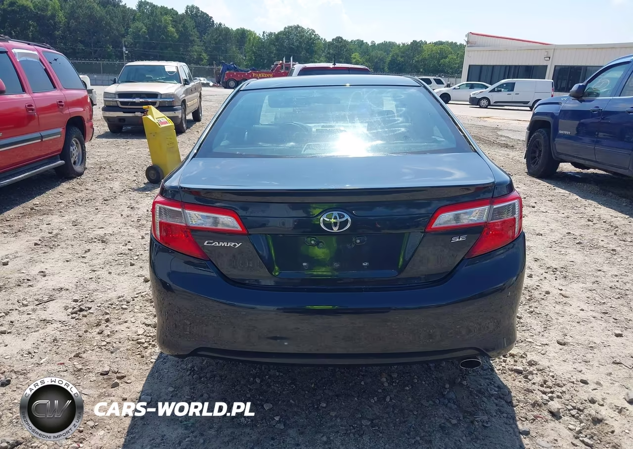 2014 Toyota Camry Se VIN:4T1BF1FK5EU808328 - 16