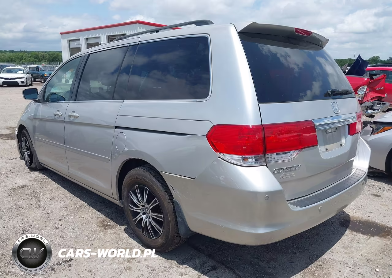 2008 Honda Odyssey Touring VIN:5FNRL38868B022172 - 3