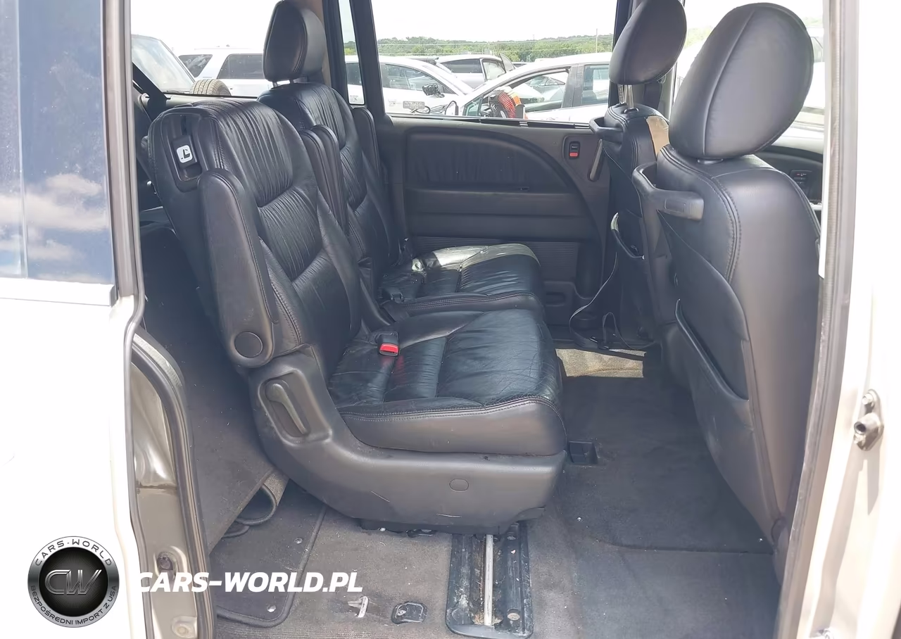 2008 Honda Odyssey Touring VIN:5FNRL38868B022172 - 8