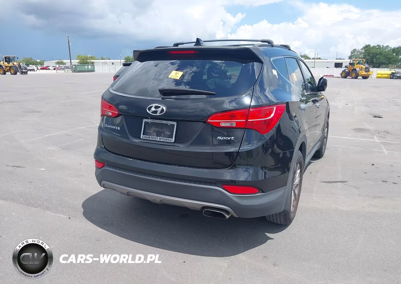 2016 Hyundai Santa Fe Sport 2.4L VIN:5XYZU3LB2GG306289 - 4